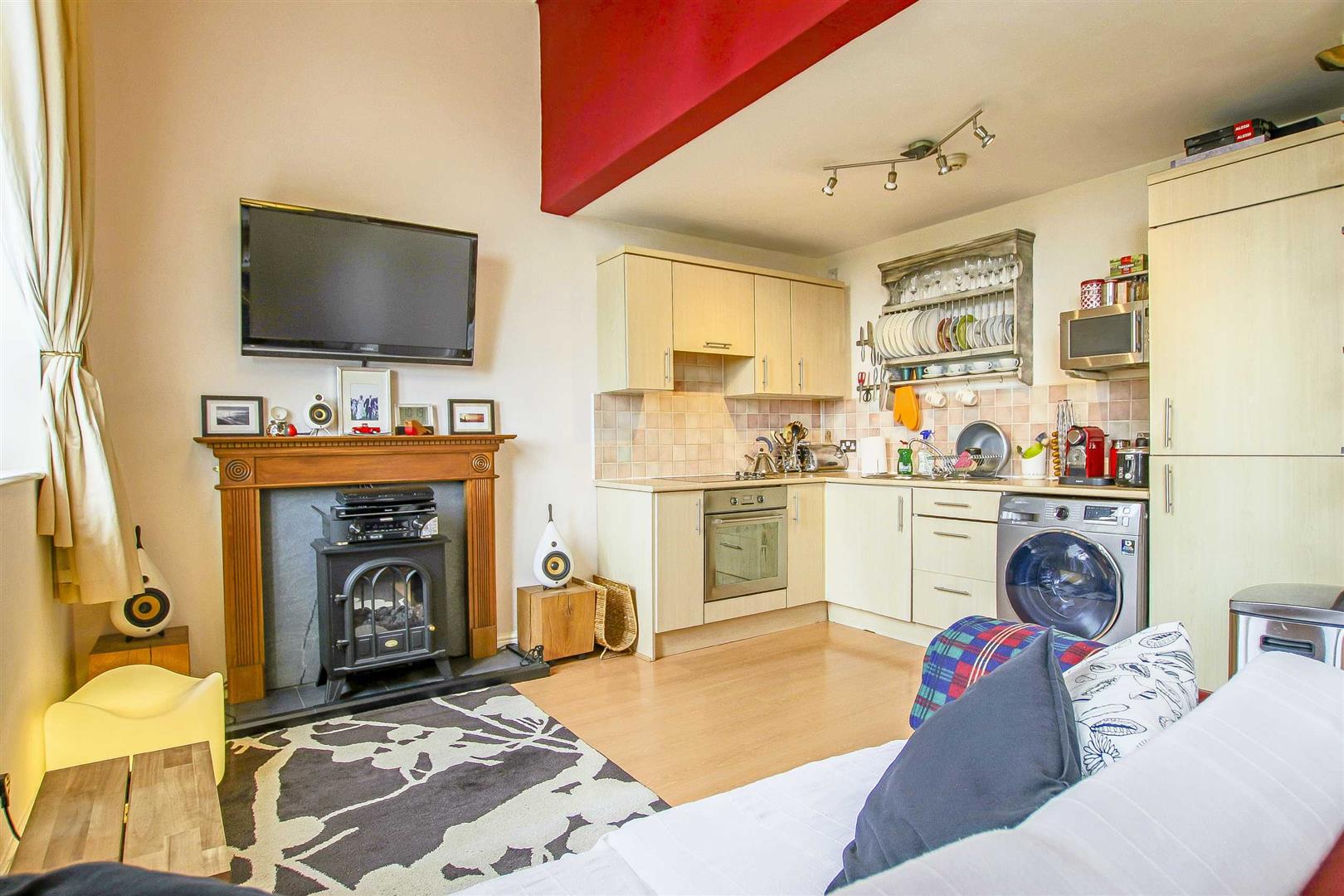 3 Bed Apartment For Sale - Main Image